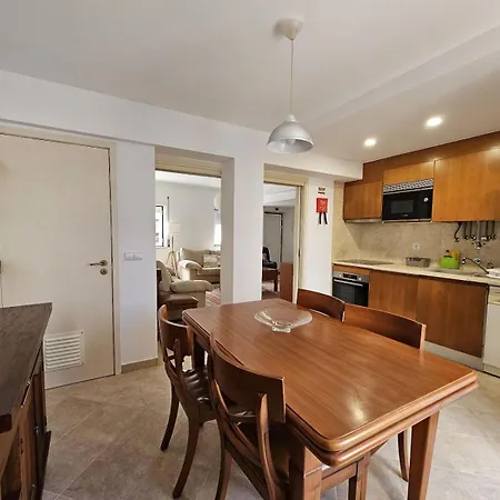 A Casa Do Patio אריסרייה